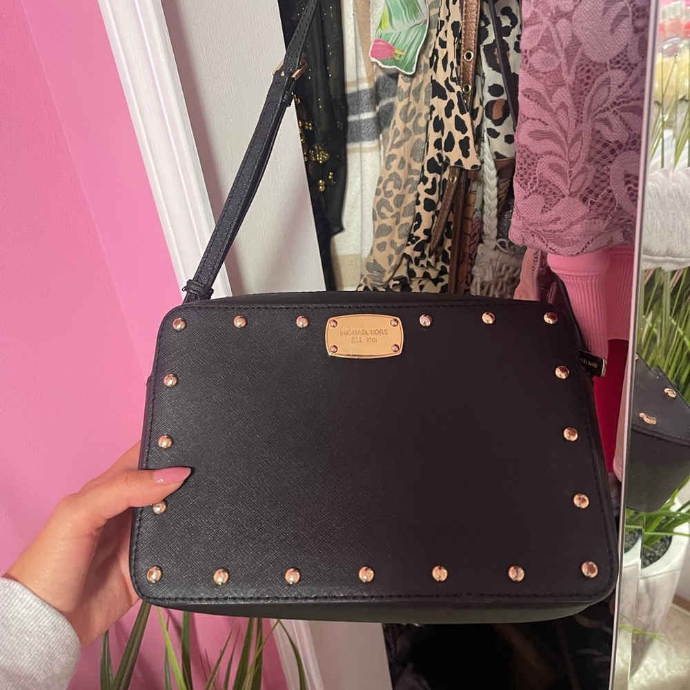 MK Michael Kors Black and gold crossbody square used purse! 🦇